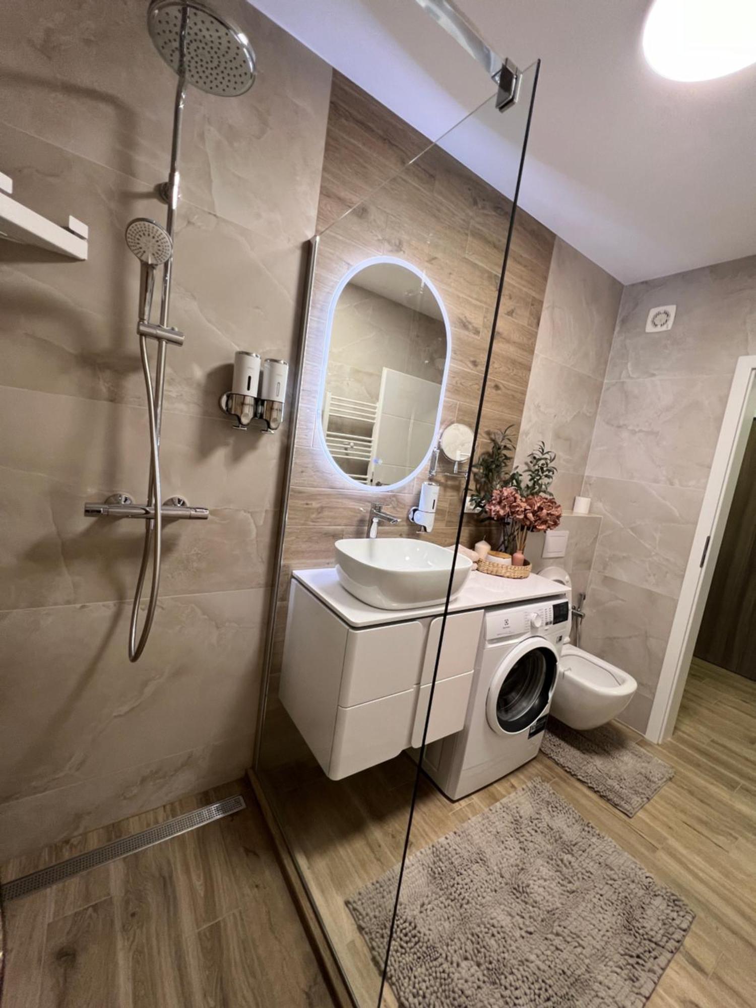 Apartament Judy Oradea Exterior foto